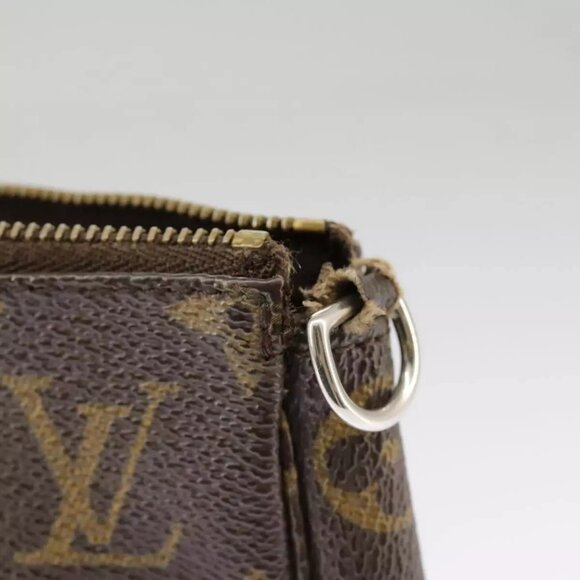 LOUIS VUITTON Monogram Pochette Accessoires Pouch - Picture 5 of 16